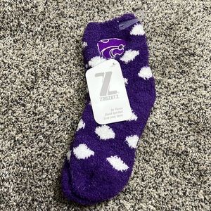 NWT ZOOZATZ Kansas State University KSU Wildcats Polka Dot Fuzzy Socks Purple